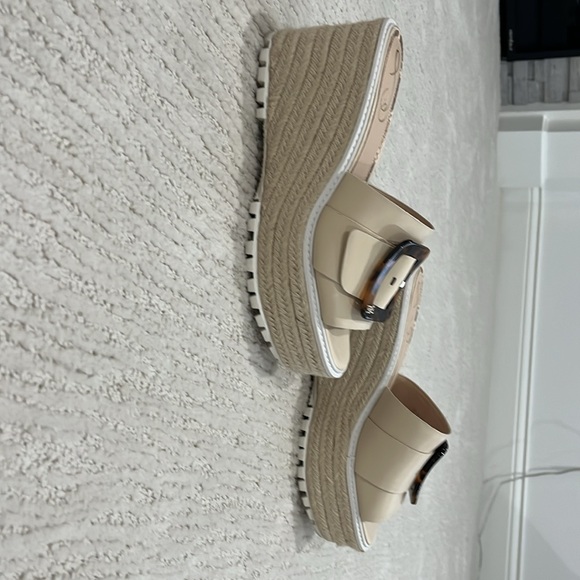 Wedges - Picture 2 of 3